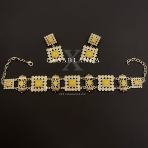 Collier ras du cou doré et pierres jaunes - Arela – Image 2