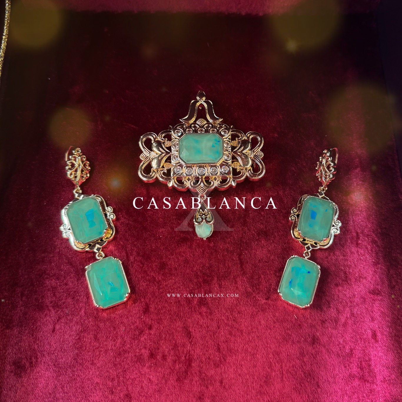 Goldene traditionelle Brosche Mint Marmor Set - Kamelie